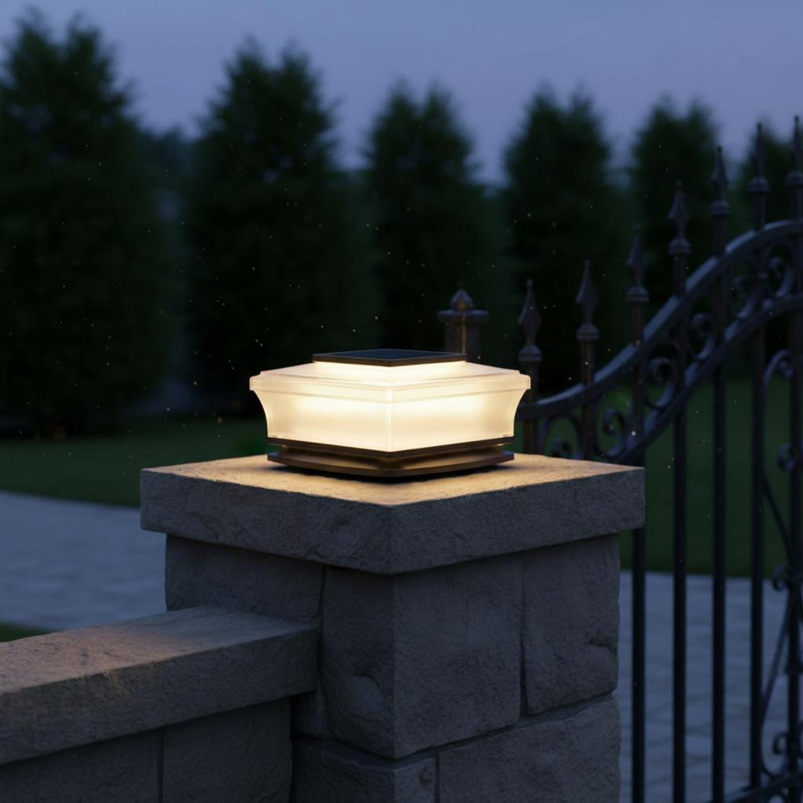 Solar Post Cap Light Wireless  - огляд і ціна Solar Garden Light