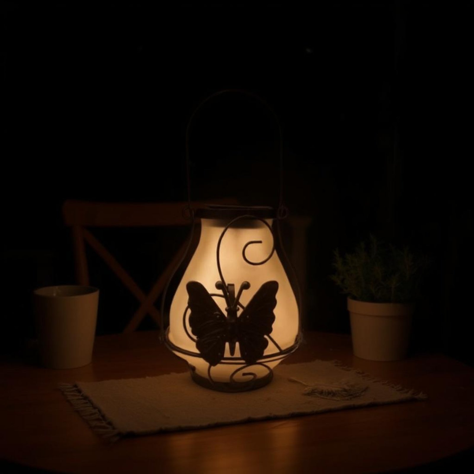 Solar Butterfly Lantern Waterp - огляд і ціна Solar Garden Light